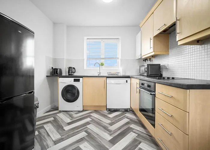 Stylish 2 Bedroom Apartment - Smart Tv - Wifi - Parking 39M