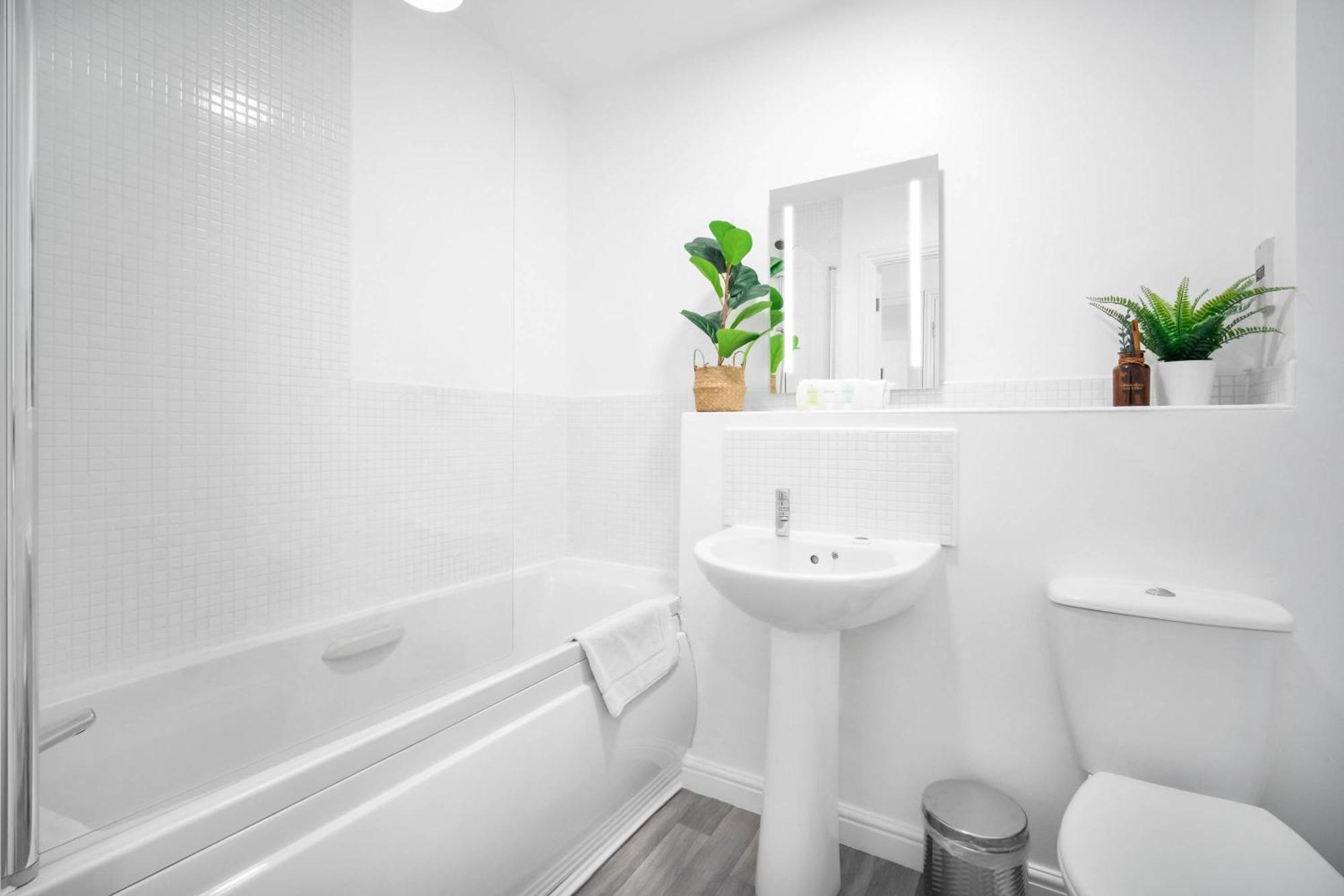 Apartment Stylish 2 Bedroom - Smart Tv - Wifi - Parking 39m Birmingham